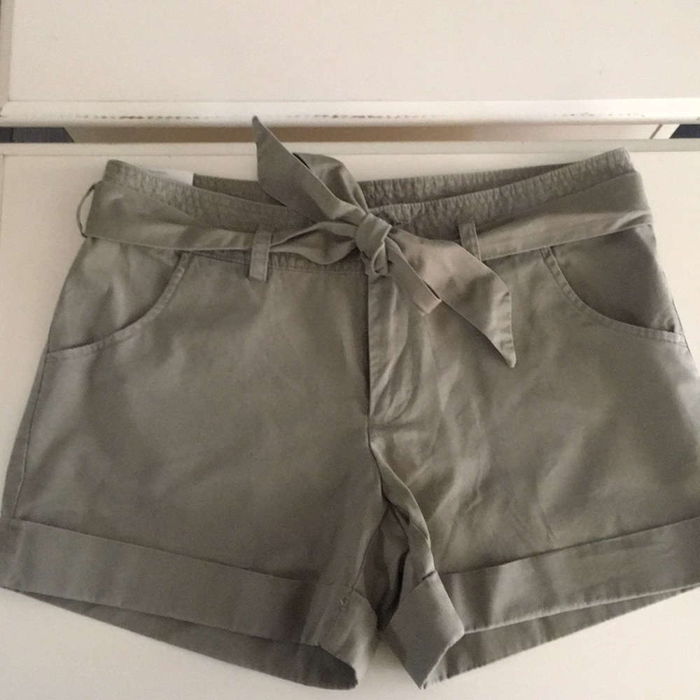 Banana Republic Shorts new with tags